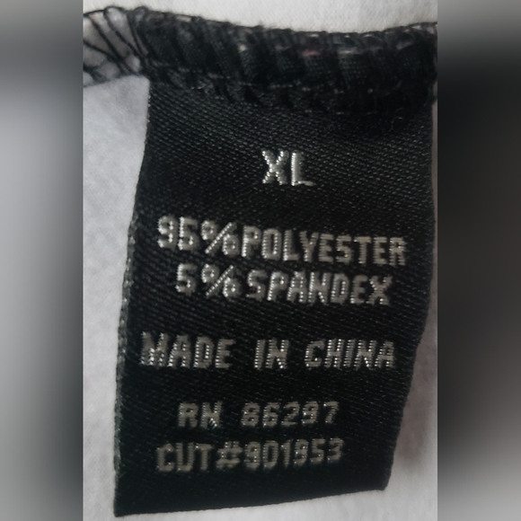 BCBG women's  black,white and blue color sport Jacket  size XL but run small - Picture 5 of 7